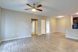 The Paddock at Grandview in Nashville, TN - Foto de edificio - Building Photo