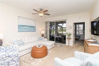 8217 Parkstone Pl in Naples, FL - Building Photo - Building Photo