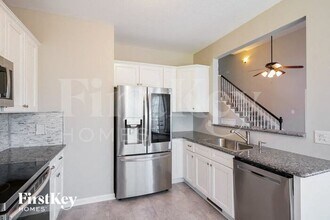 1237 Fossil Dr in Clarksville, TN - Building Photo - Building Photo