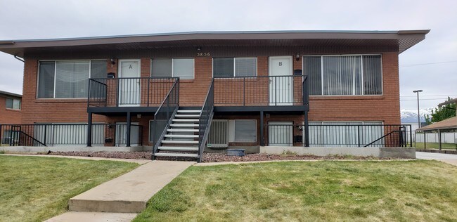 5856 S 2000 W, Unit B