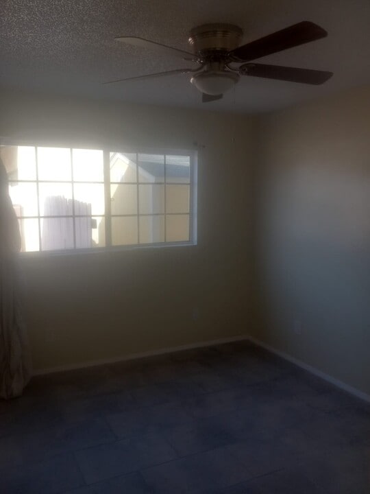 4109 Live Oak St in Cudahy, CA - Building Photo