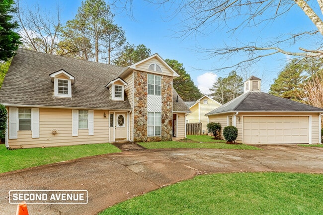 property at 903 Kilkenny Cir