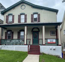 424 Monroe Ave in Scranton, PA - Building Photo