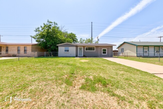 426 Penrose Dr in Abilene, TX - Building Photo - Building Photo