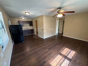 4818 Woodend Ave in Kansas City, KS - Building Photo - Building Photo