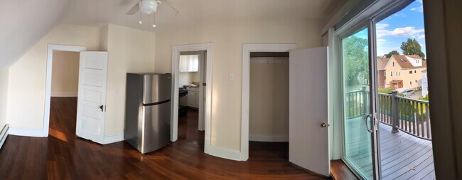 76 Cameron Ave, Unit 3