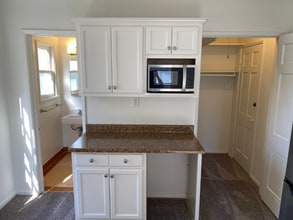 6160 Orange St in Los Angeles, CA - Building Photo - Building Photo