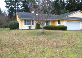 3809-3811 124th St NW in Gig Harbor, WA - Building Photo