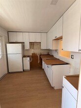 218 NE 12th Ave in Hallandale Beach, FL - Building Photo - Building Photo