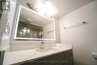 39 Sugarcane Ave in Brampton, ON - Building Photo - Building Photo