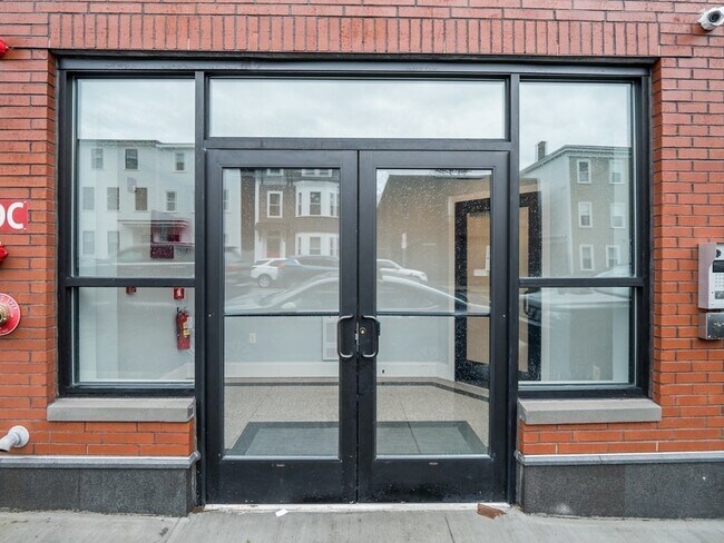 45 L St in Boston, MA - Building Photo - Building Photo