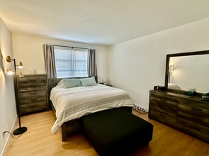 1821 NE 62nd St, Unit 301 in Fort Lauderdale, FL - Foto de edificio - Building Photo