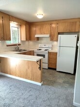 1216 9th Ave NW, Unit 1216 in Puyallup, WA - Building Photo - Building Photo