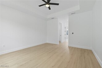 2561 Wilson Blvd N in Naples, FL - Building Photo - Building Photo