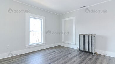 11 Pleasant St in Franklin, NH - Building Photo - Building Photo