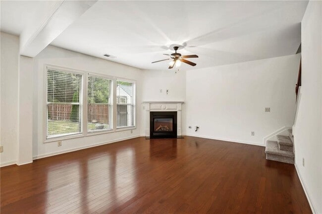 4950 Hazelwood Dr in Alpharetta, GA - Building Photo - Building Photo