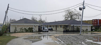 Chef Garden Apartments in New Orleans, LA - Building Photo - Building Photo