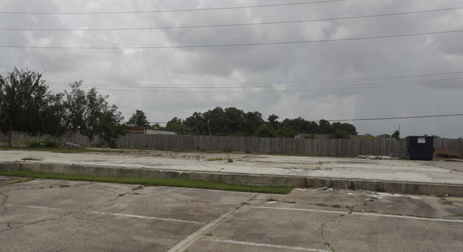 Northwood Village in Baton Rouge, LA - Foto de edificio - Building Photo