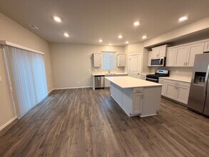 7322 281st Pl NW in Stanwood, WA - Building Photo - Building Photo