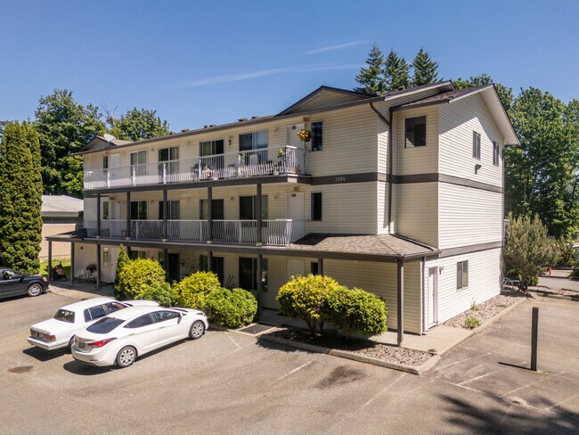2184 Mckenzie Rd in Abbotsford, BC - Building Photo - Building Photo
