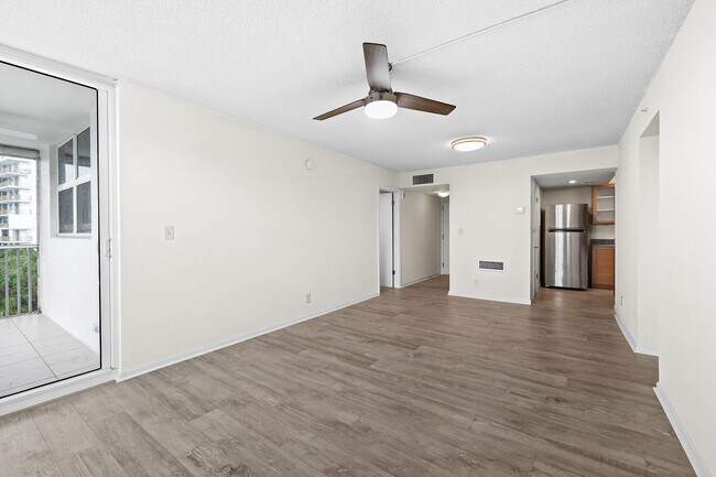 1505 N Riverside Dr in Pompano Beach, FL - Building Photo - Building Photo