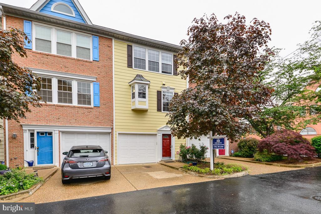 27 Herbert St in Alexandria, VA - Building Photo