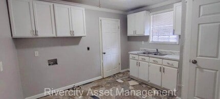2198 Lyon Ave in Memphis, TN - Building Photo - Building Photo