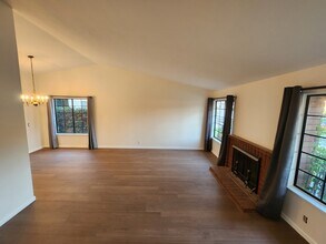 3 Bonanza Ct in Pomona, CA - Building Photo - Building Photo