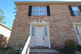 10154 Vixen Pl in Pensacola, FL - Building Photo