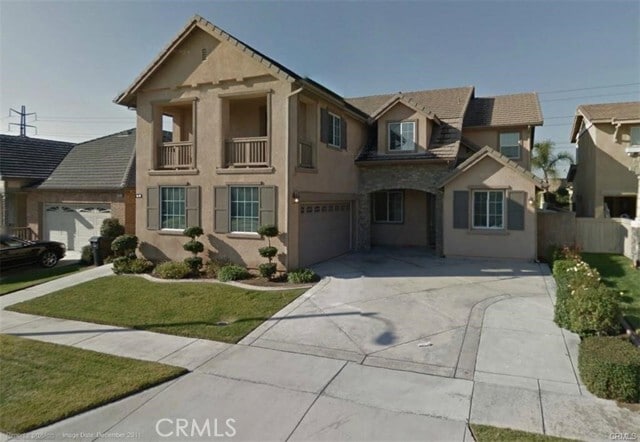 property at 7602 Pineridge Pl