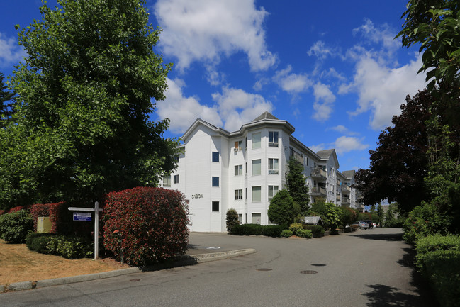 West Point Villa in Abbotsford, BC - Building Photo - Building Photo