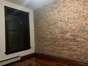 933 Saint Marks Ave in Brooklyn, NY - Building Photo - Building Photo