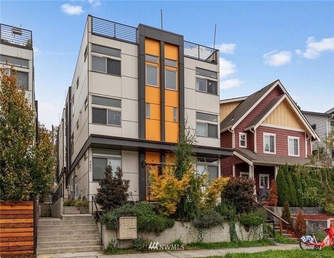 property at 4848 Delridge Wy SW