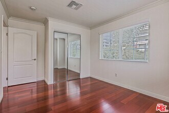 700 S Ardmore Ave-Unit -303 in Los Angeles, CA - Building Photo - Building Photo