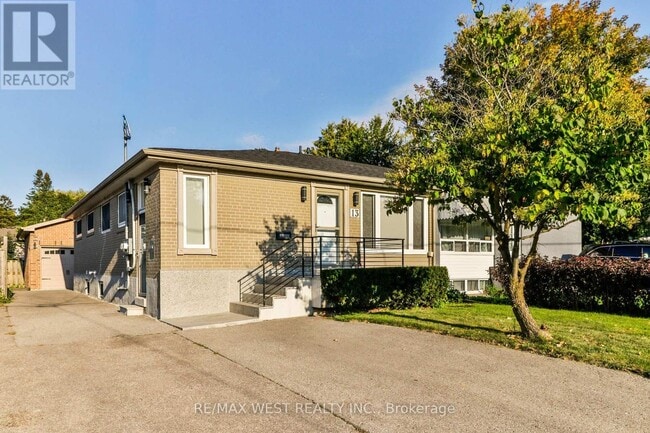property at 13 Richardson Dr