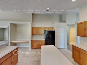 589 Noremac Ave in Deltona, FL - Foto de edificio - Building Photo