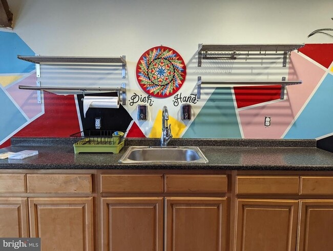 property at 2111 E Susquehanna Ave