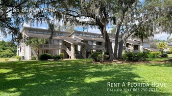 2385 Burnway Rd in Haines City, FL - Building Photo