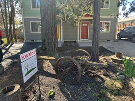 112 Maple St in Phoenix, OR - Building Photo