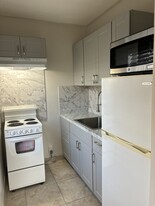 1017 N 16th Ct, Unit 1017 Apartments