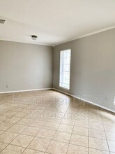 3921 Twin Falls St in Irving, TX - Building Photo - Building Photo