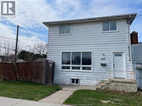 1095 Partington Ave in Windsor, ON - Building Photo - Building Photo