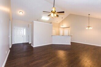 13113 Peacock Ln in Charlotte, NC - Building Photo - Building Photo