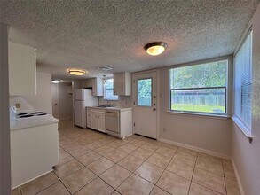 8800 Clearbrook Trail in Austin, TX - Building Photo - Building Photo