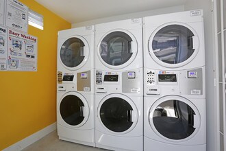 Willow Glen Apartments in San Diego, CA - Building Photo - Interior Photo