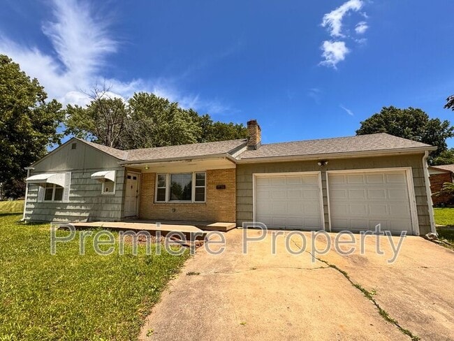 property at 4433 Sterling Ave
