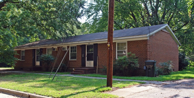 2204 Hawkins St in Raleigh, NC - Foto de edificio - Building Photo