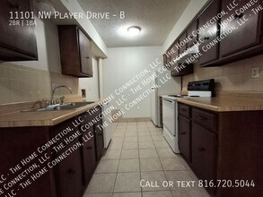 11101 NW Player Dr in Parkville, MO - Building Photo - Building Photo