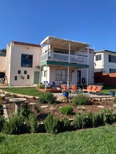 2180 Foster Ave, Unit Foster Unit 1 in Ventura, CA - Building Photo - Building Photo