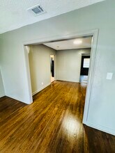 1828 Mitchell St in Savannah, GA - Building Photo - Building Photo